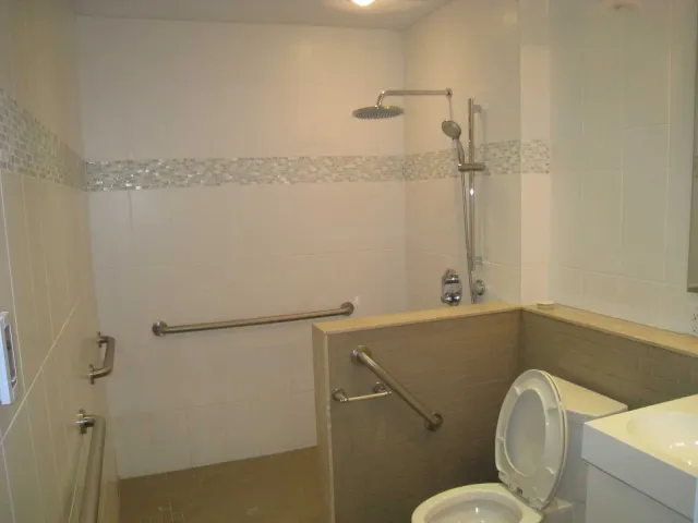 Riverview bathroom with modern fixtures and finishes