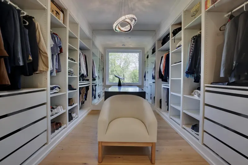 Riverview walk-in closet