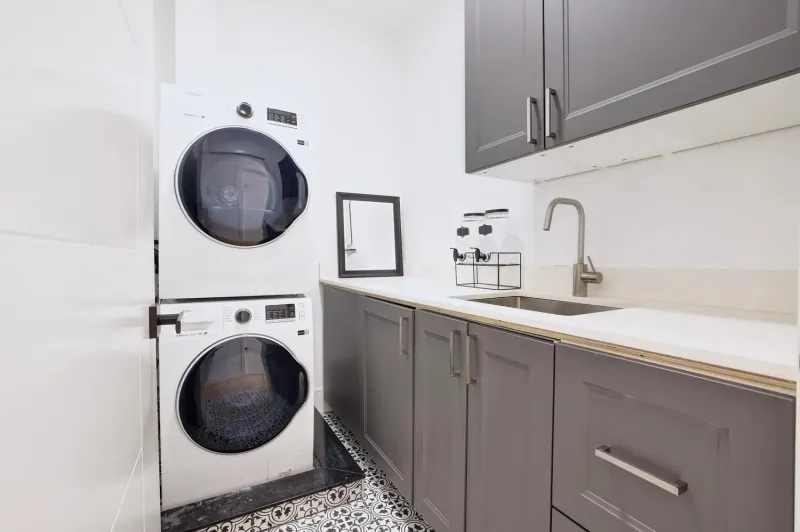 Riverview laundry room