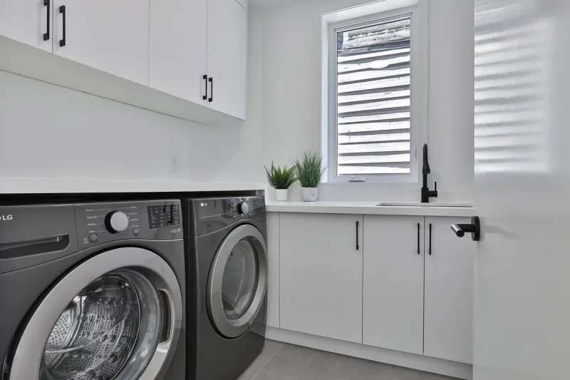 Willcocks laundry room